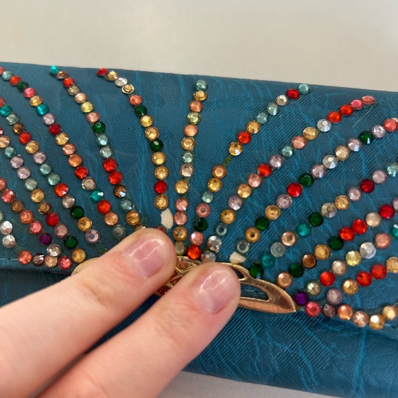 Elegant Teal Embellished Wallet - Picture 3 of 11